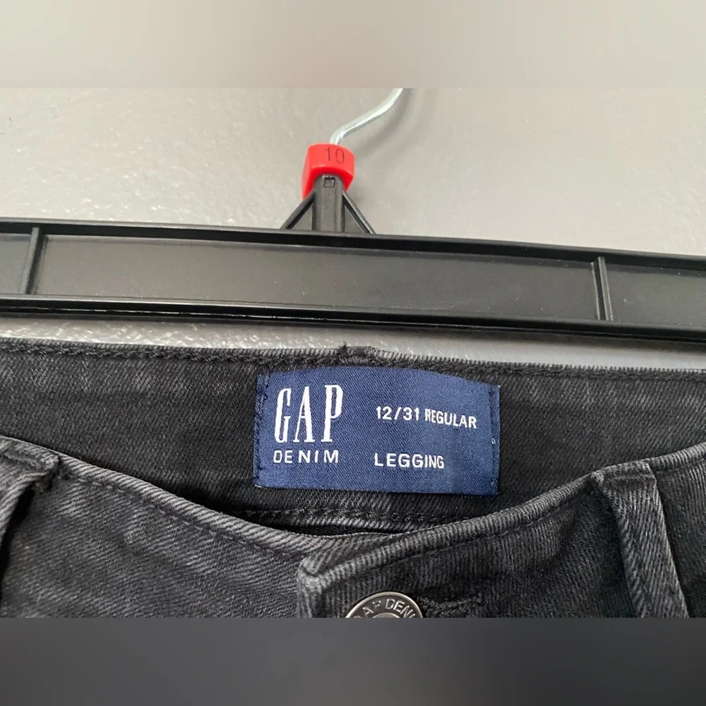 Gap Factory‎ Black Distressed Jeans Size 31 Regular
